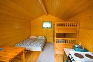 Кемпинги Kangasjoki Camping Суомуссалми Небольшой коттедж с общей ванной комнатой-1